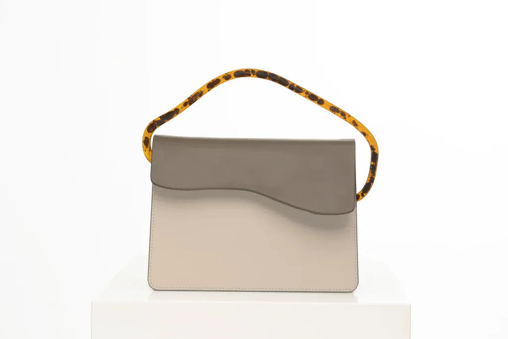 AIGES | BEIGE-TAUPE by NATURAE SACRA