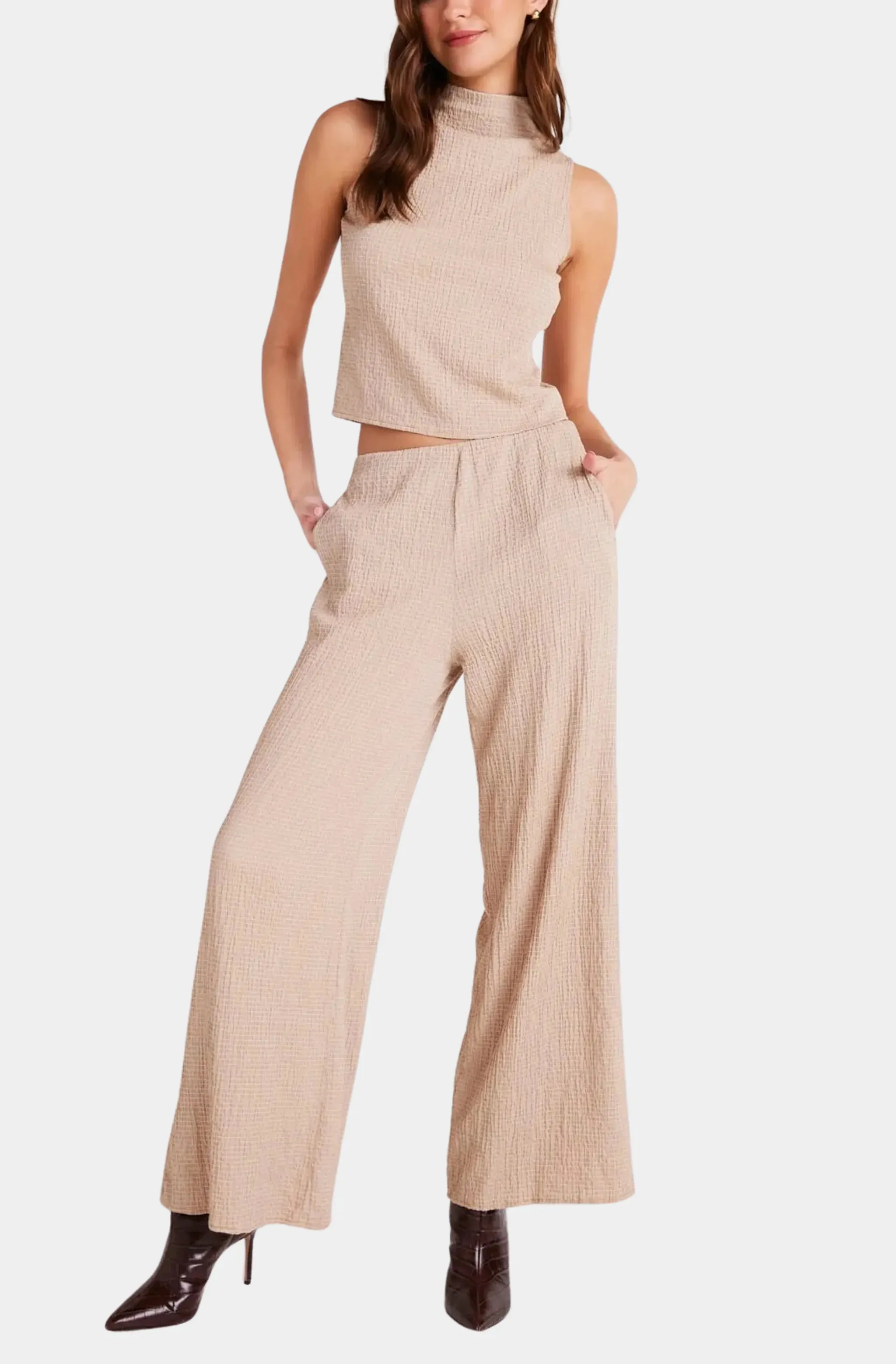 Clean Wide Leg Pant