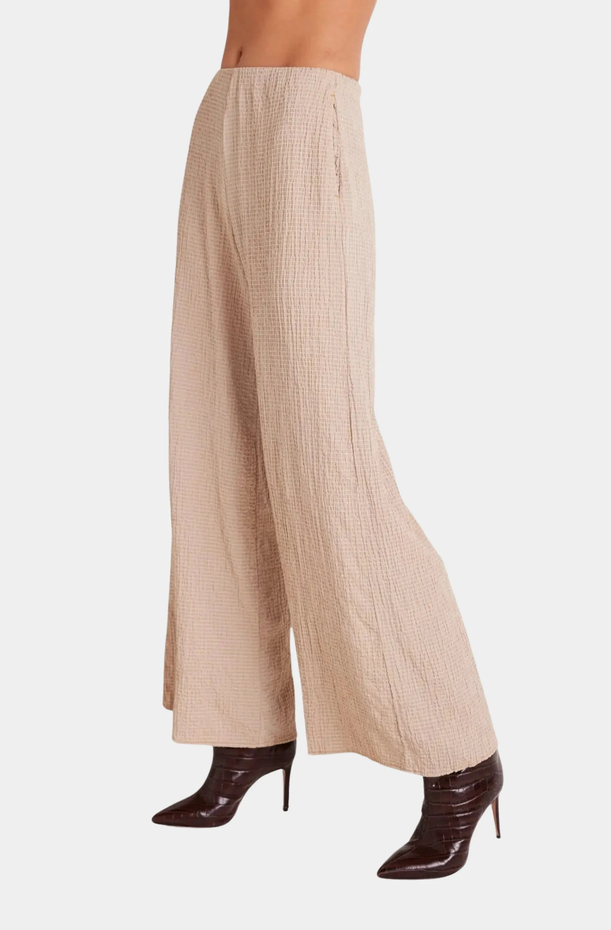 Clean Wide Leg Pant