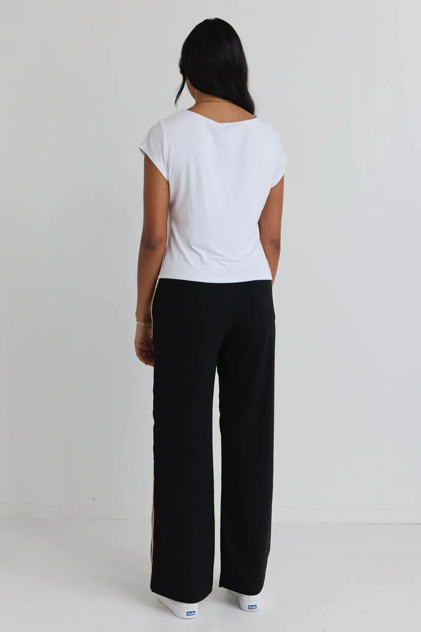 Confident Blk Stripe Crepe Pants