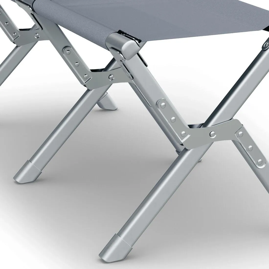 Dometic CMP-C2 Compact Camp Bench