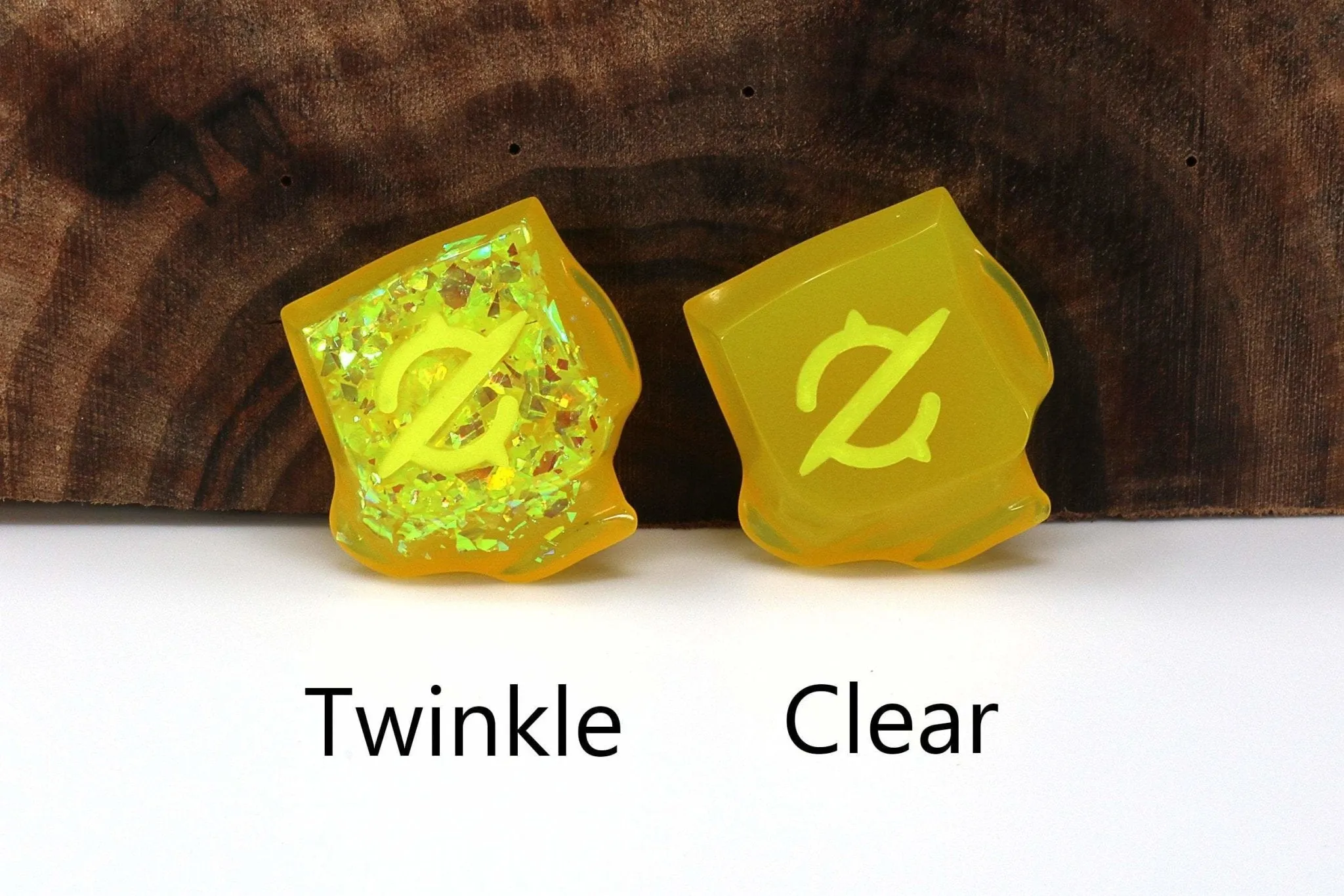 Gunbreaker Clear Glow in the Dark Job Stone - FFXIV