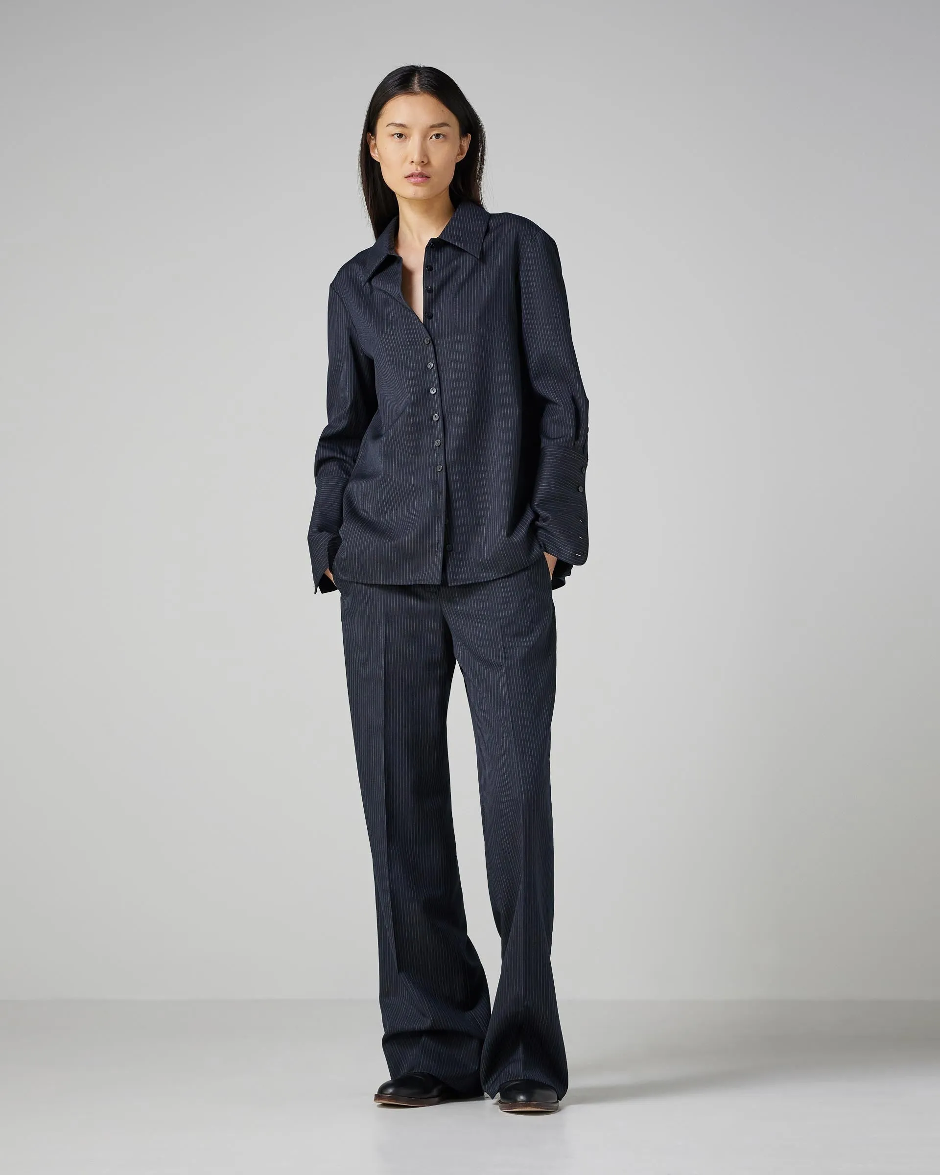 Livia Shirt in Wool, Navy Pinstripe
