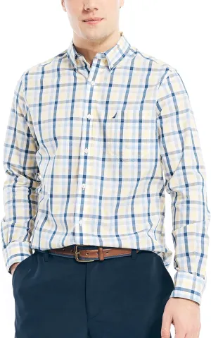 Nautica Men's Wrinkle Resistant Long Sleeve Button Front Shirt