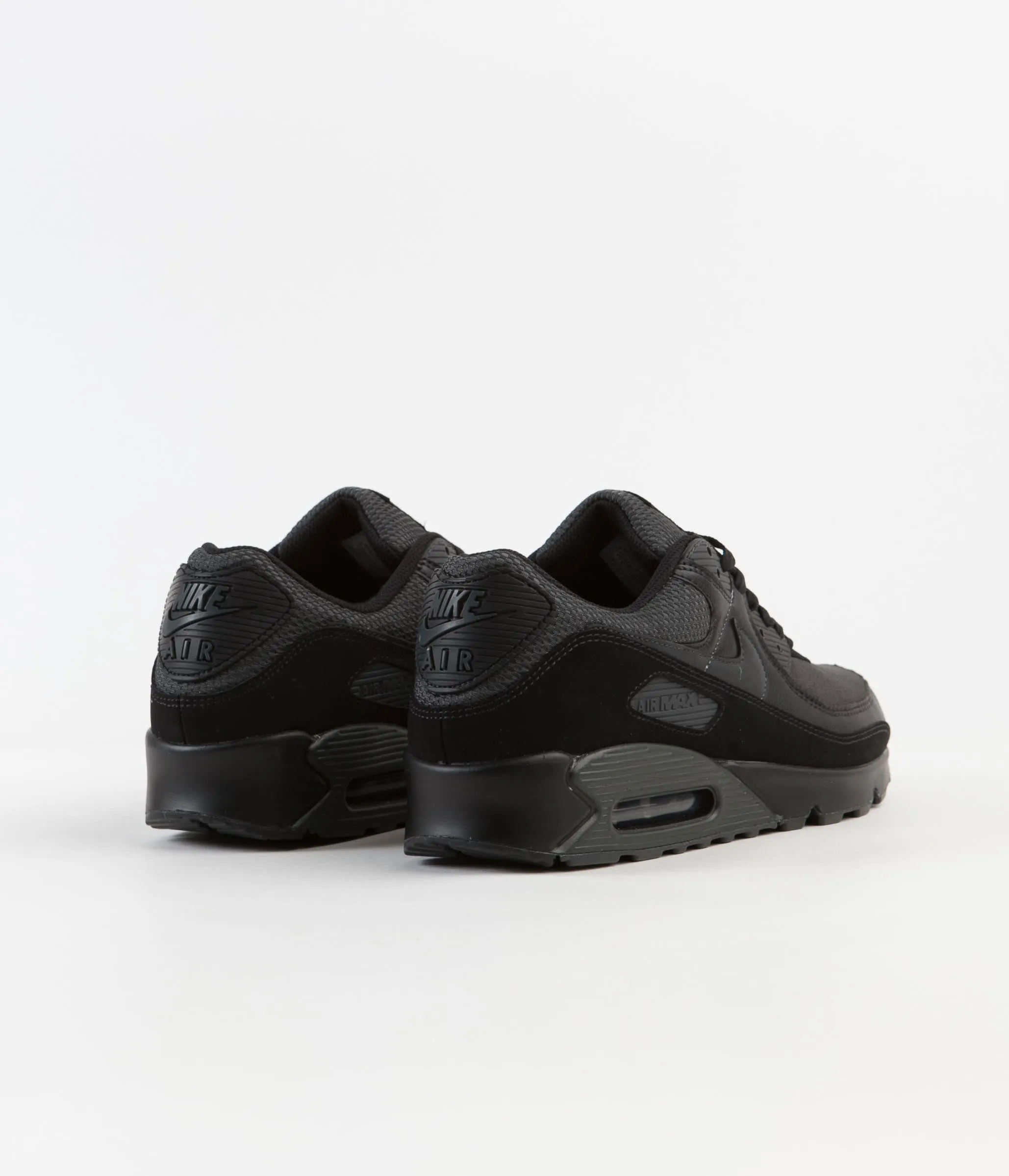 Nike Air Max 90 Shoes - Black / Dark Smoke Grey - Black
