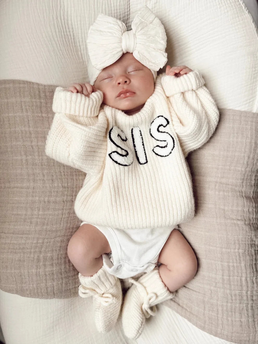 SpearmintLOVE infant girl "sis" sweater
