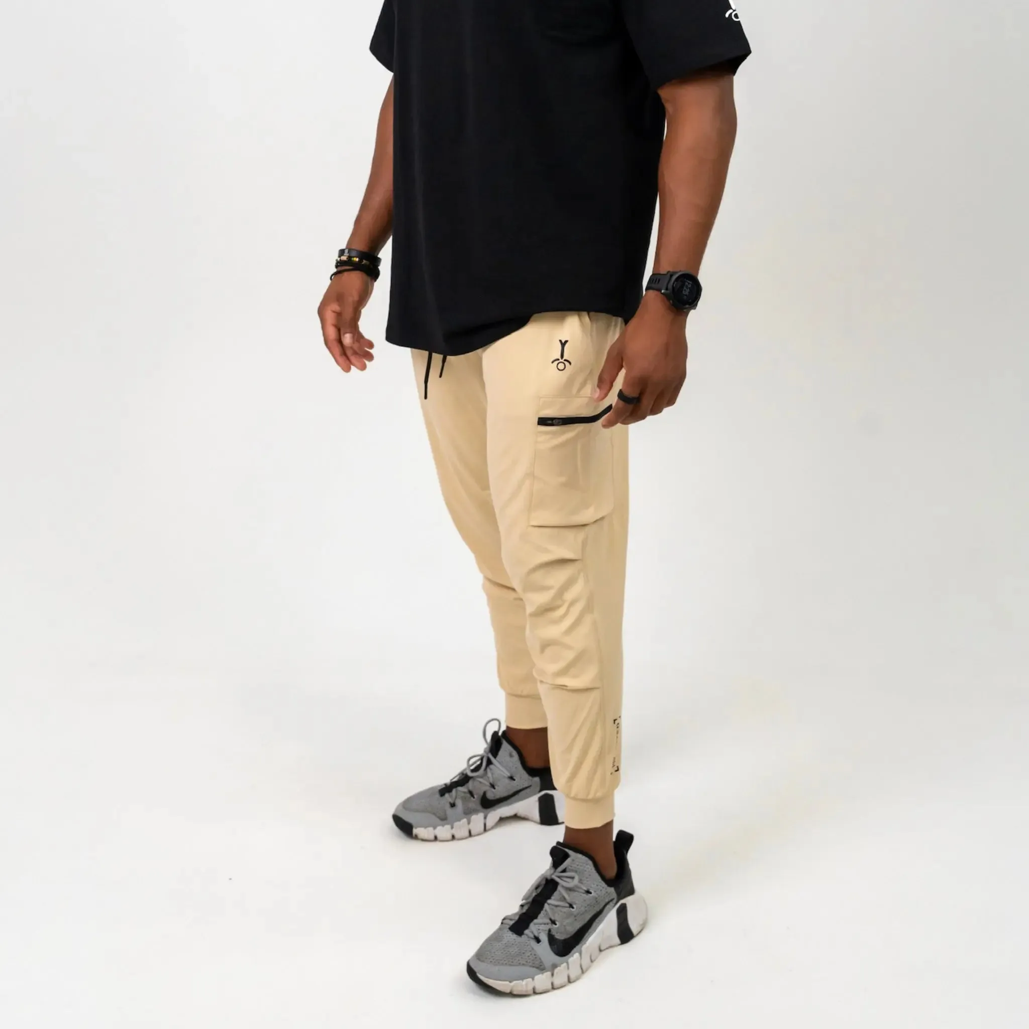 TECH JOGGERS