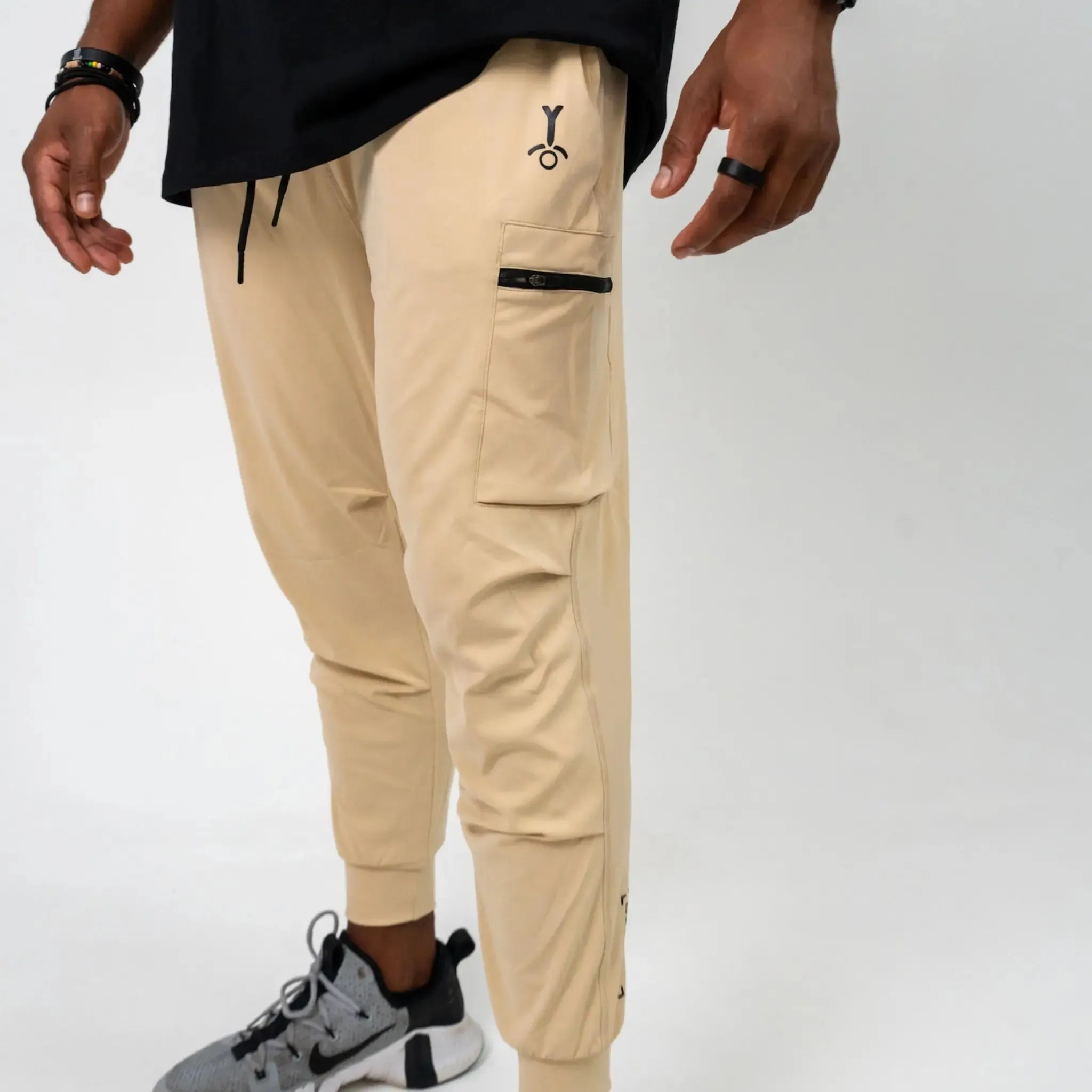 TECH JOGGERS