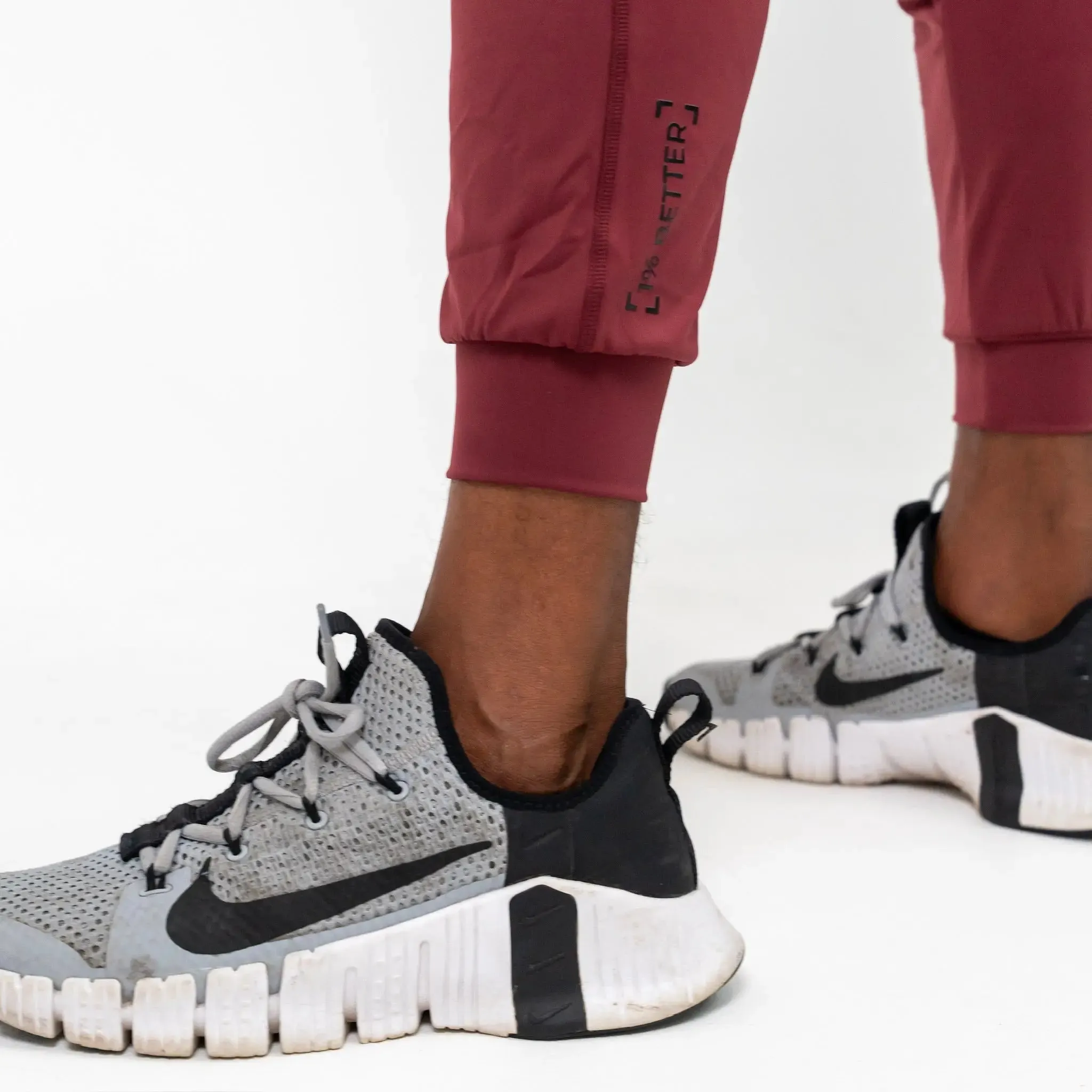 TECH JOGGERS