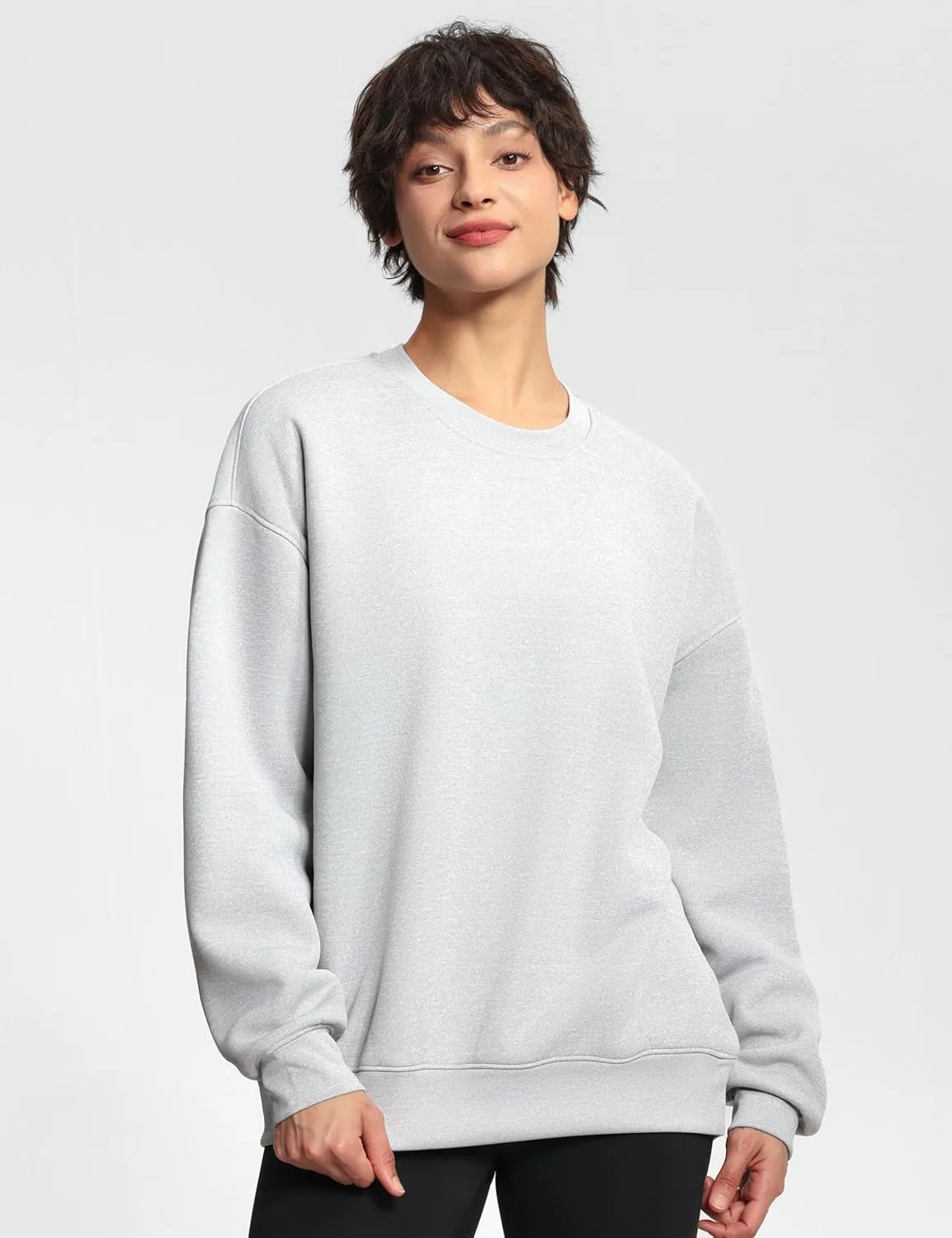 THE GYM PEOPLE Women's Soft Oversized Sweatshirt Crewneck Loose fit Lightweight Pullover Tops