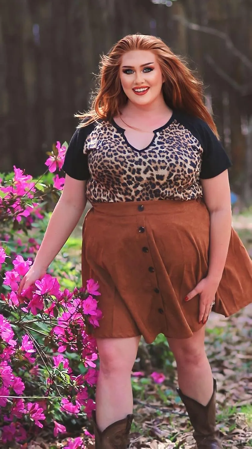 TIYOMI Women Plus Size Mini Skirts Stretchy Hidden Zipper Swing A Line Corduroy Leather Skater Skirt XL-5XL