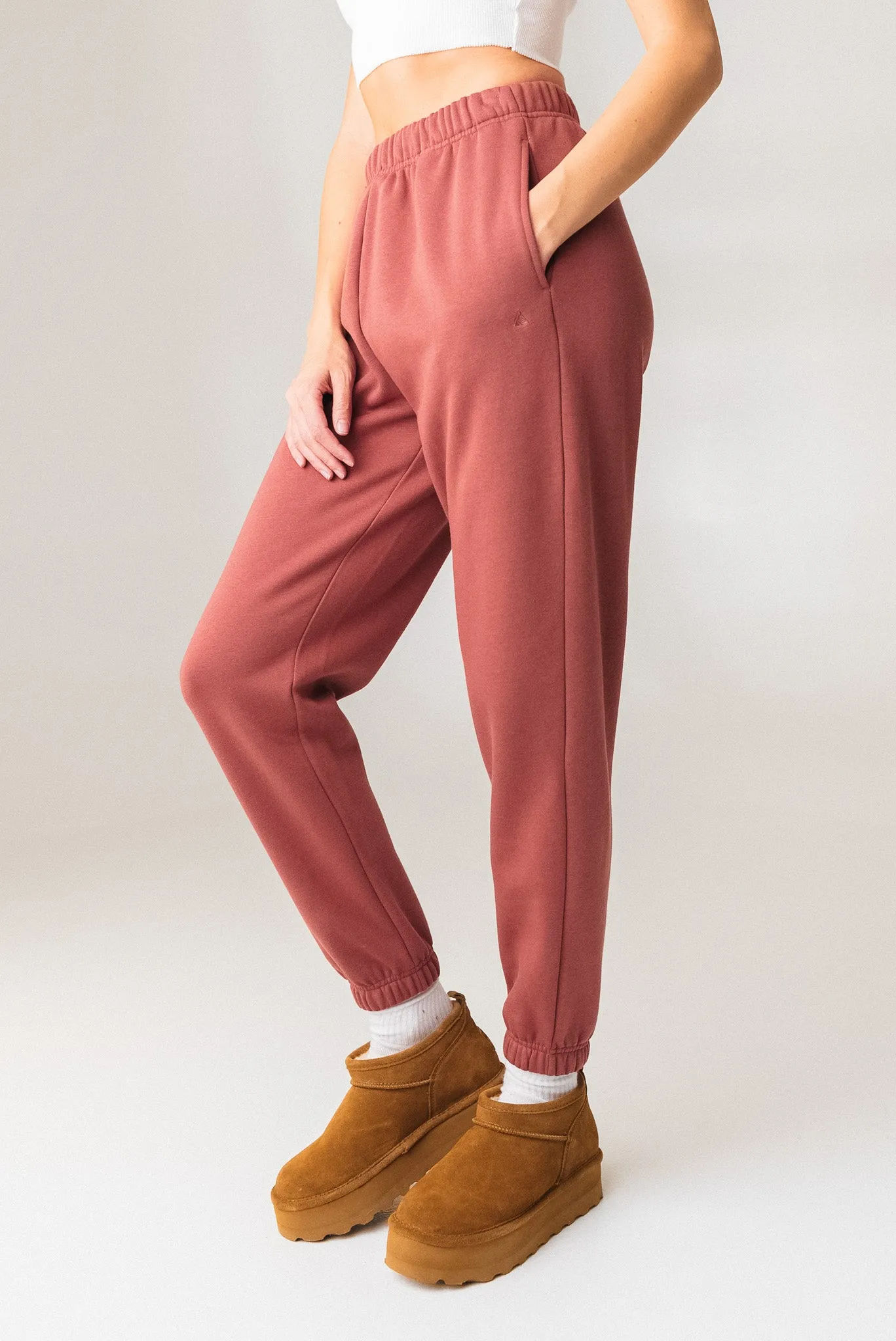 Vitality Cozy Uni Jogger - Rosewood