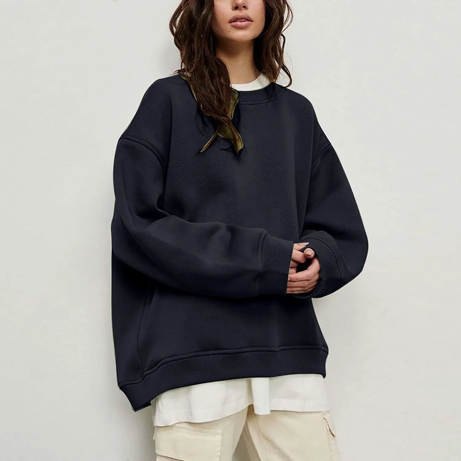 Womens Crew Neck Solid Color Sweatshirts Tops Long Sleeve Casual Pullover Cute Lightweight Loose Tops Fall Winter