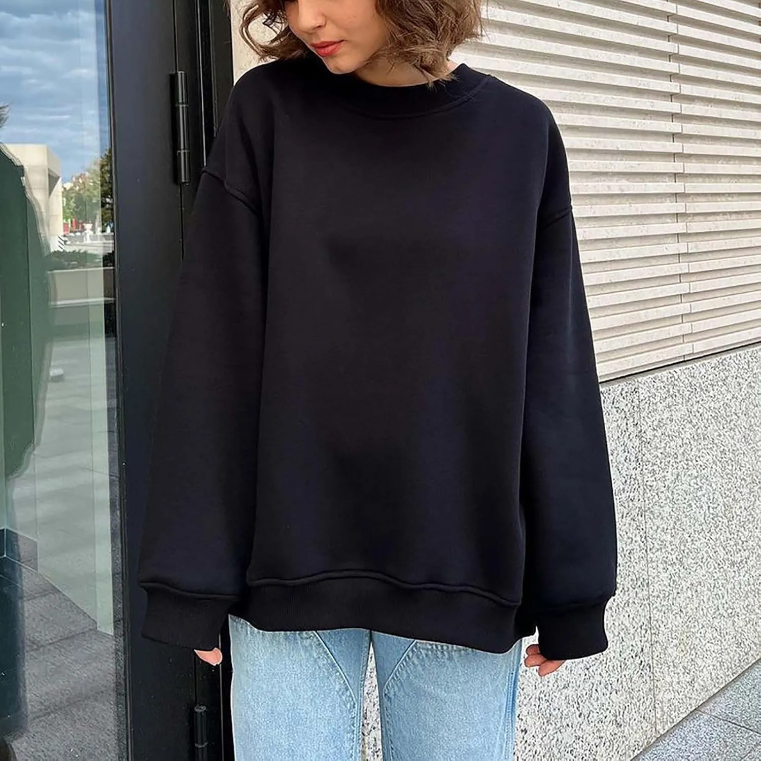 Womens Crew Neck Solid Color Sweatshirts Tops Long Sleeve Casual Pullover Cute Lightweight Loose Tops Fall Winter