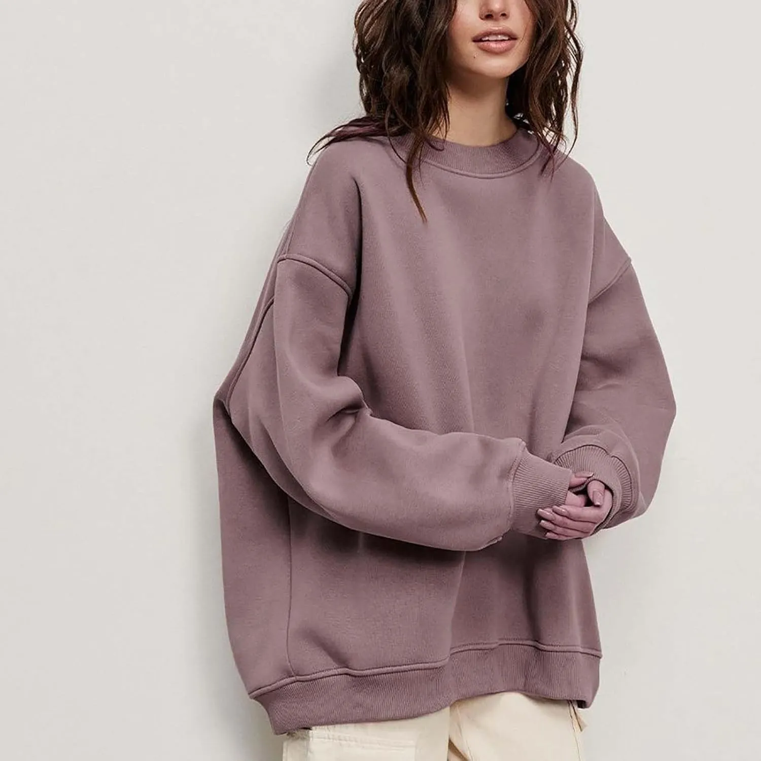 Womens Crew Neck Solid Color Sweatshirts Tops Long Sleeve Casual Pullover Cute Lightweight Loose Tops Fall Winter