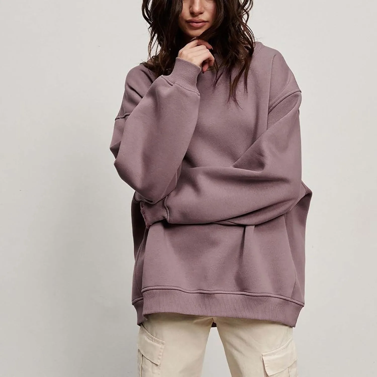 Womens Crew Neck Solid Color Sweatshirts Tops Long Sleeve Casual Pullover Cute Lightweight Loose Tops Fall Winter