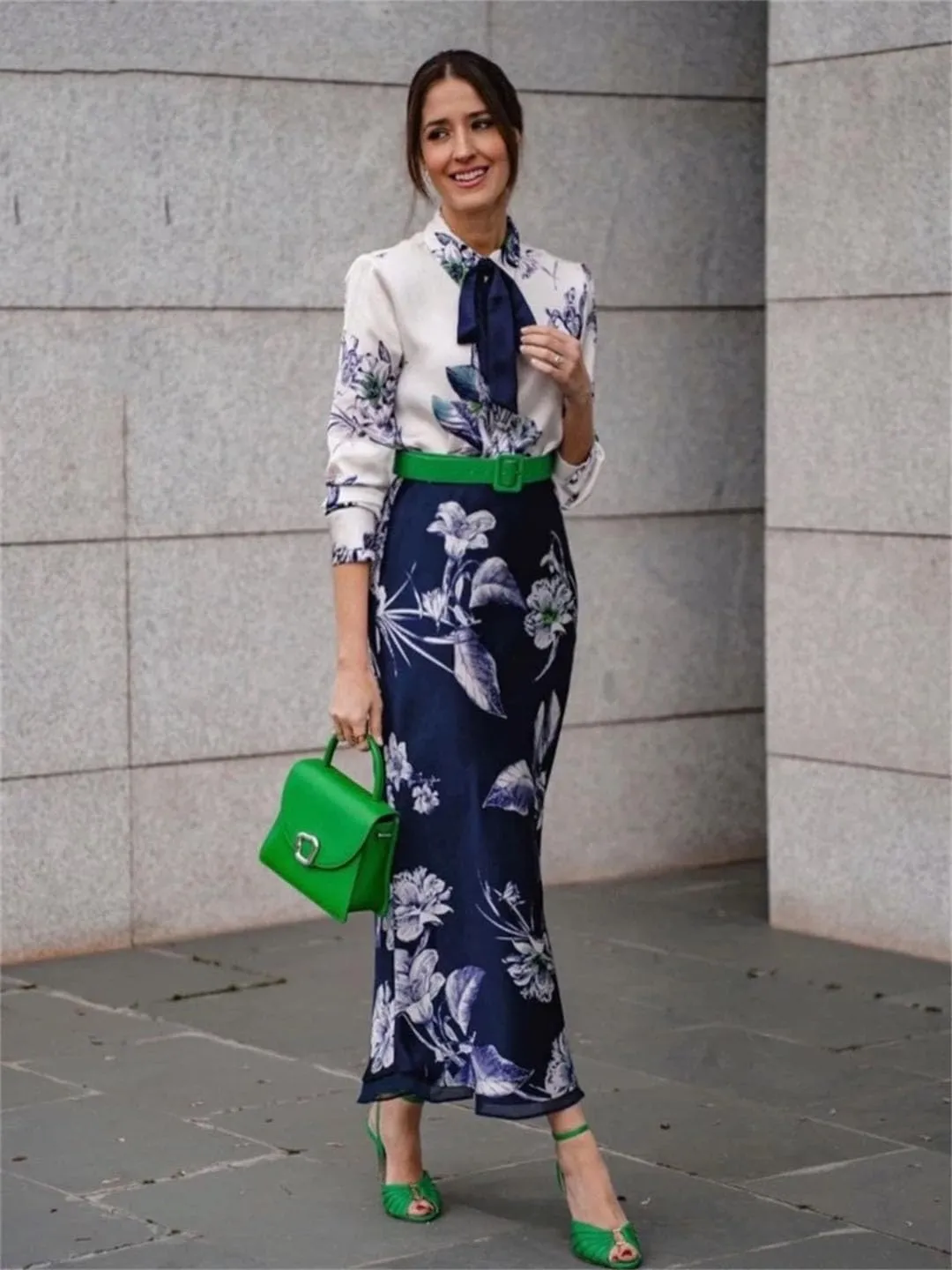 Women's Elegant Floral Print Elegant Like Silk Midi Skirt Sexy Lace Patchwork Satin Skirt