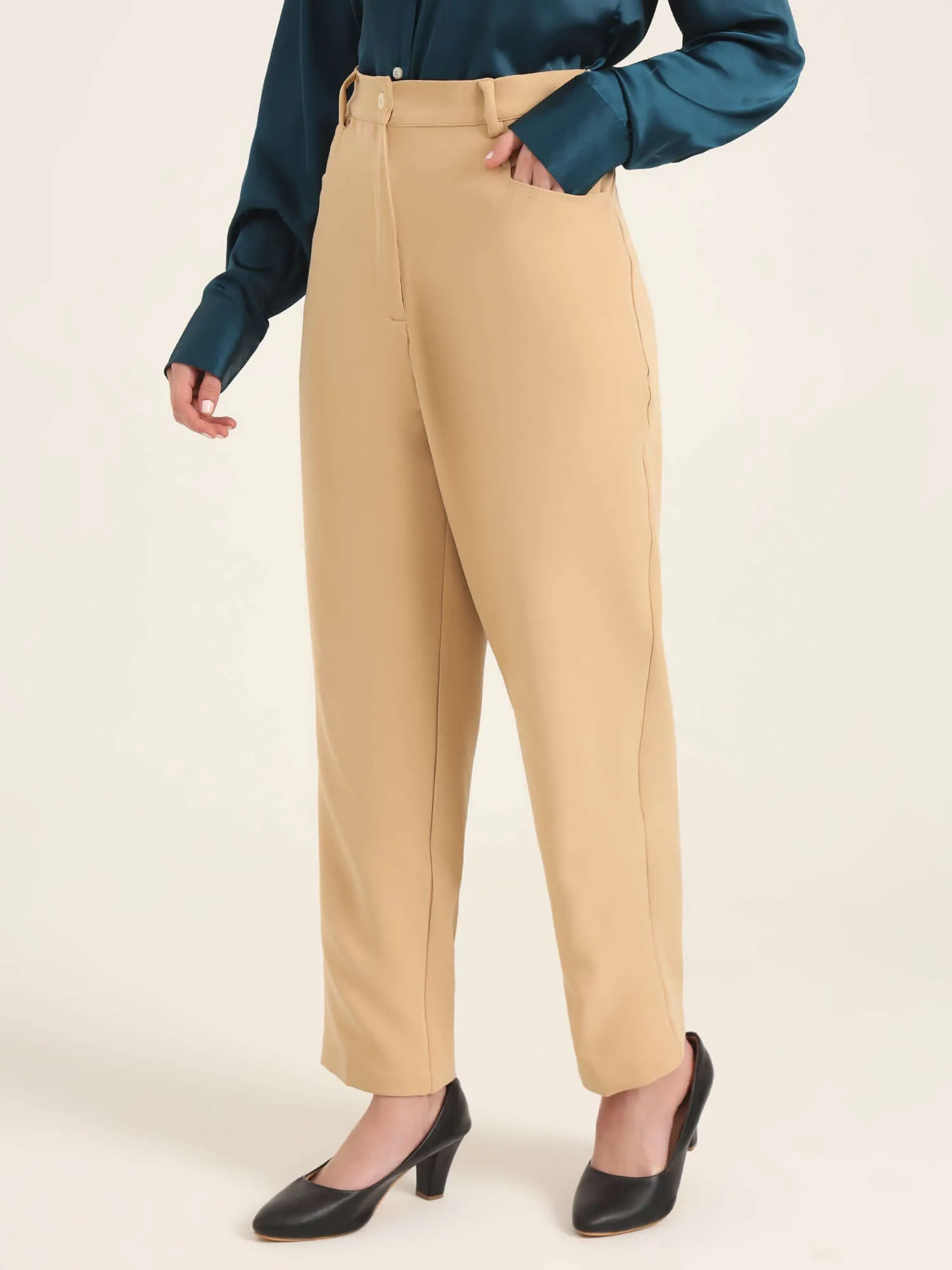 Women'S Luxury Banana Crepe Wheat C Pant
